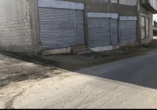 مخازن ومستودعات للايجار مساحة 150م  / سحاب الحي الشرقي