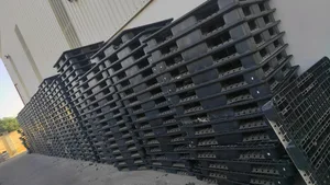 معرض بيع وشراء طبليات بلاستيك