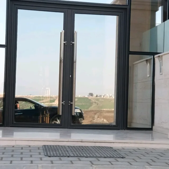 شبابيك واباجورات زجاج