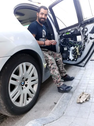ابو ناصر 0785614229