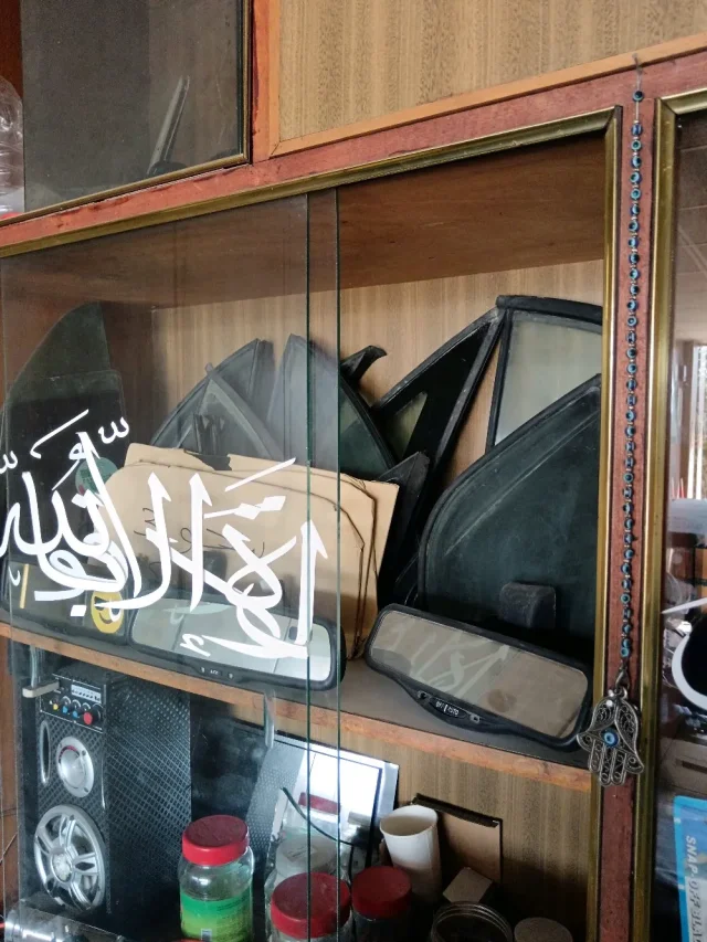 شلباية لزجاج السيارات وتصليح ماكينات رفع الزجاج