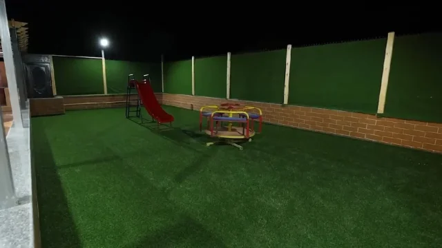 استراحة ومسبح  كوخ الريف 