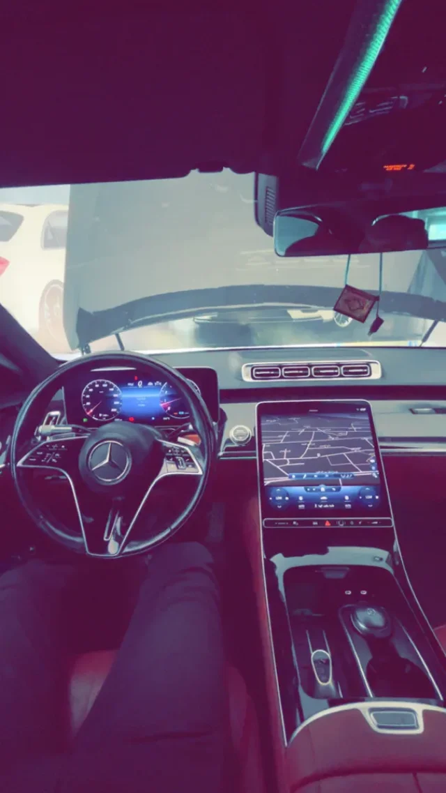 Mercedes World Center