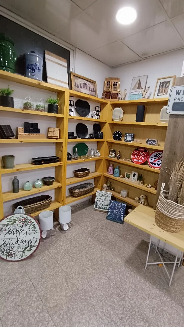 تصفية محل جومارت - بضاعة نثريات ومستوردات مميزة للبيع