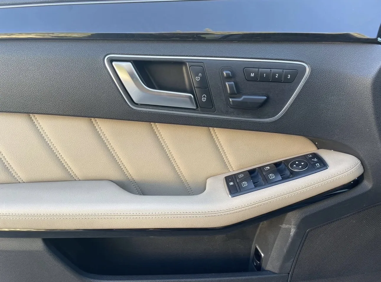 🚘 مرسيدس E200 AMG – موديل 2013 | فل أوبشن | واجهة رياضية