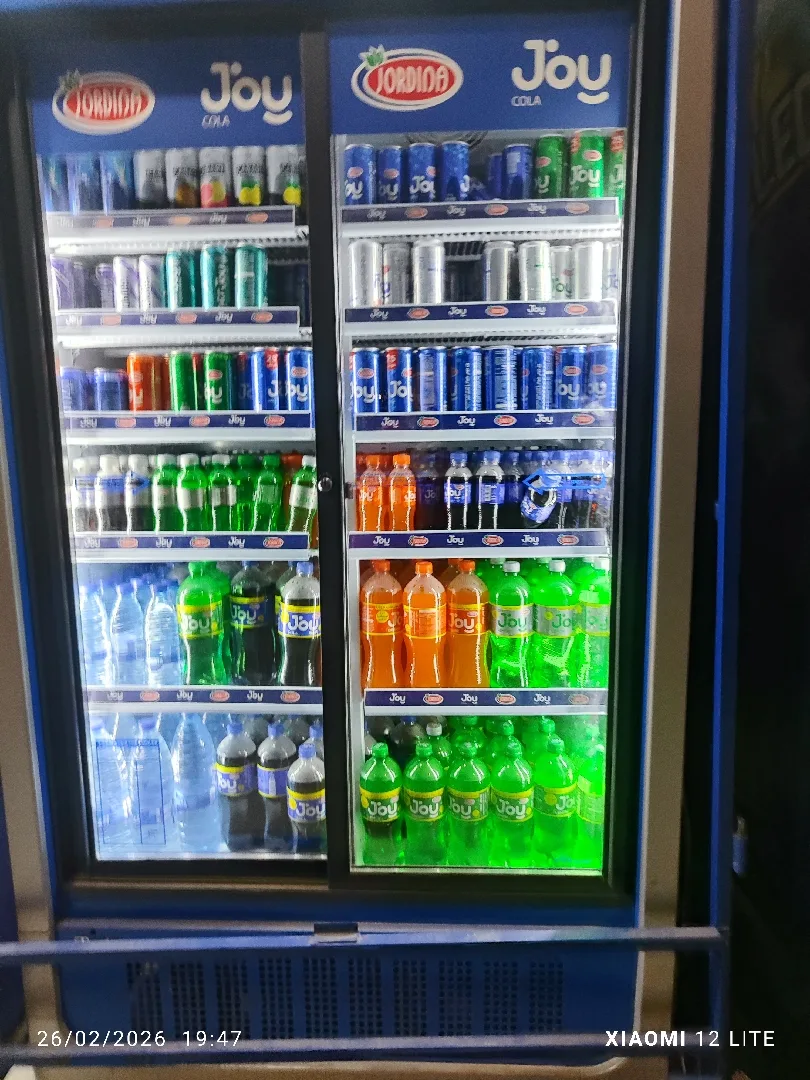 سوبر ماركت للبيع