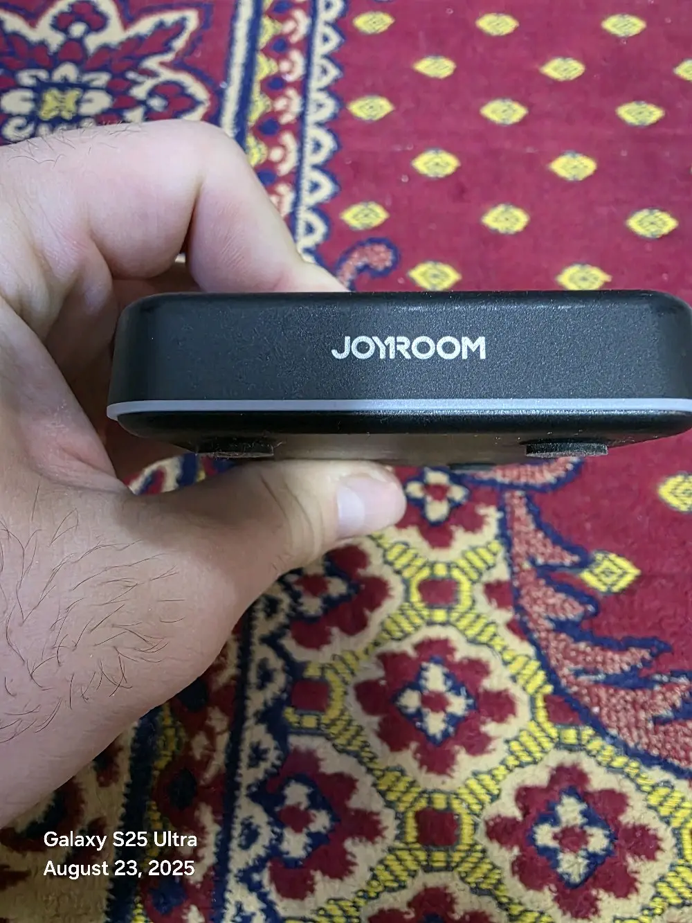 شاحن لاسلكي جيروم