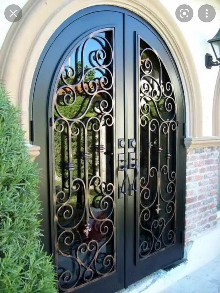 تفصيل جميع اعمال الحداده والديكورات وزخرفه المعادن