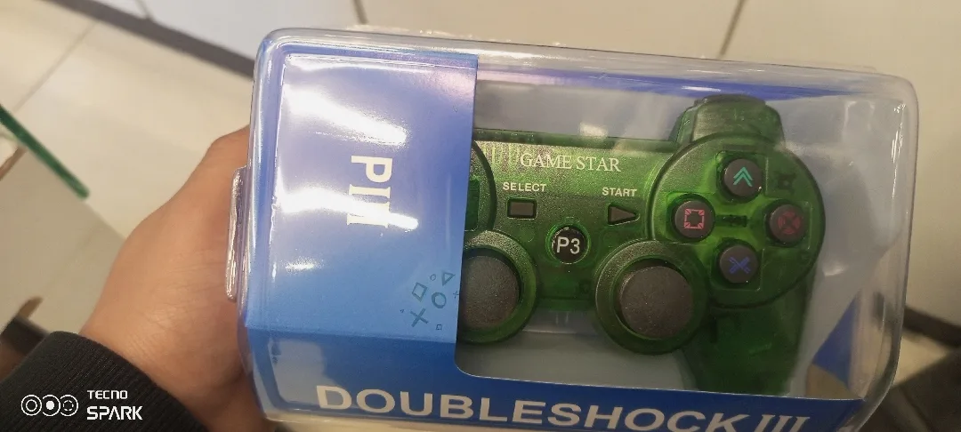 ايد بلايستيشن 3 كوبي ون جديدة بالكرتونة شغالة ممتاز وأزرار سلسة