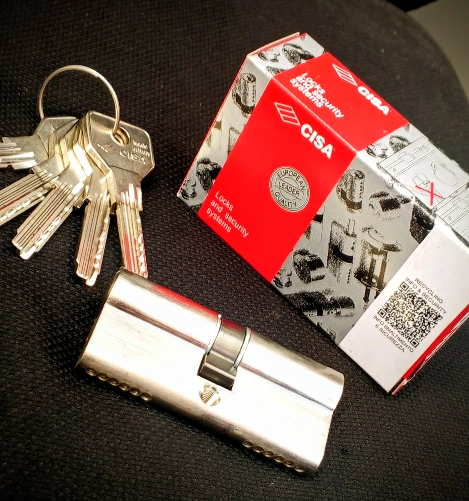 مفاتيح و ريموتات وكل ما يتعلق بتكنولوجيا المفاتيح