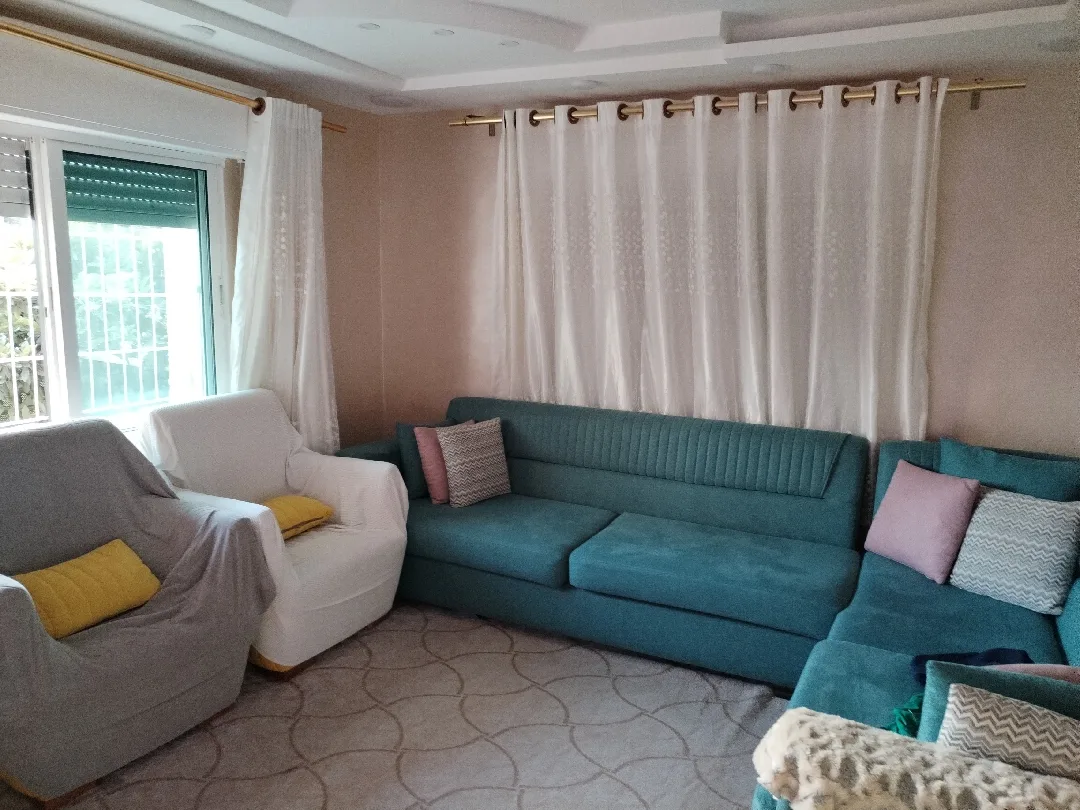 شقة للبيع مدخل مستقل في اربد جنوب المستشفى التخصصي