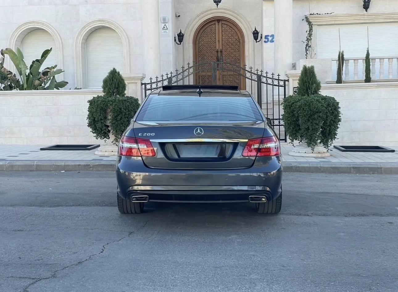 🚘 مرسيدس E200 AMG – موديل 2013 | فل أوبشن | واجهة رياضية