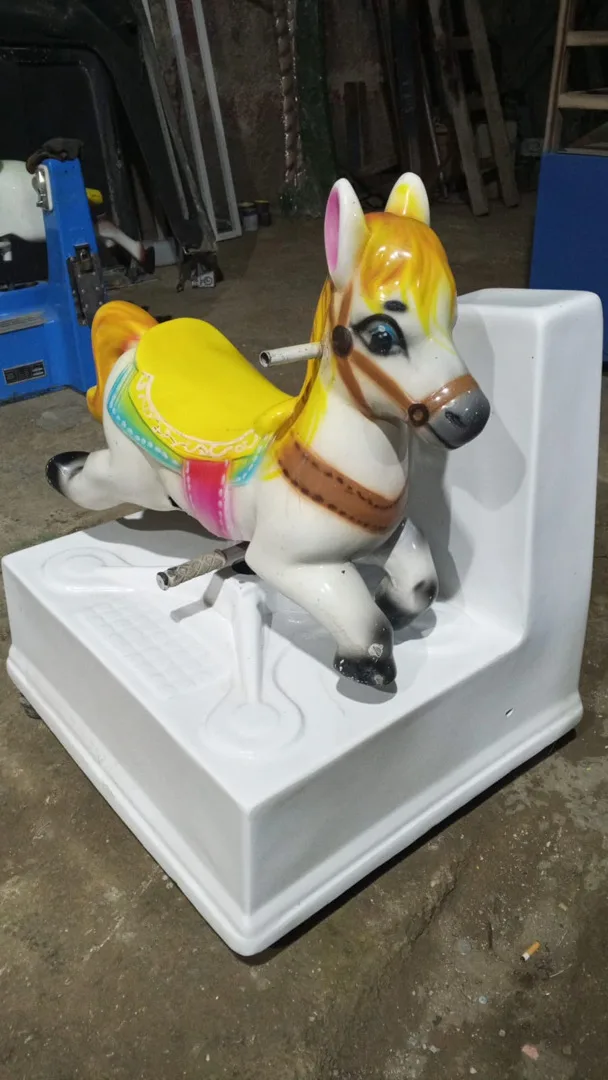 ماكنات والعاب البيع الذاتي