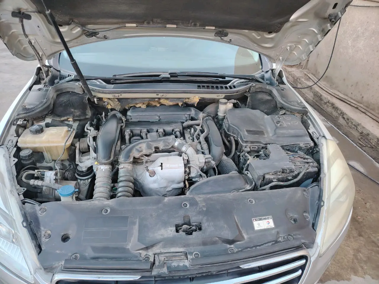 بيجو 508 بحاله ممتازه