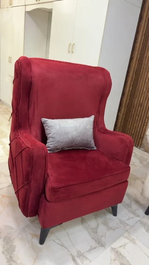 طقم كنب modern 🛋️ راقي جداً ، 7 مقاعد 💺، خشب سويد 🪵 بالكامل ، اسفنج دانلوب ، قماش