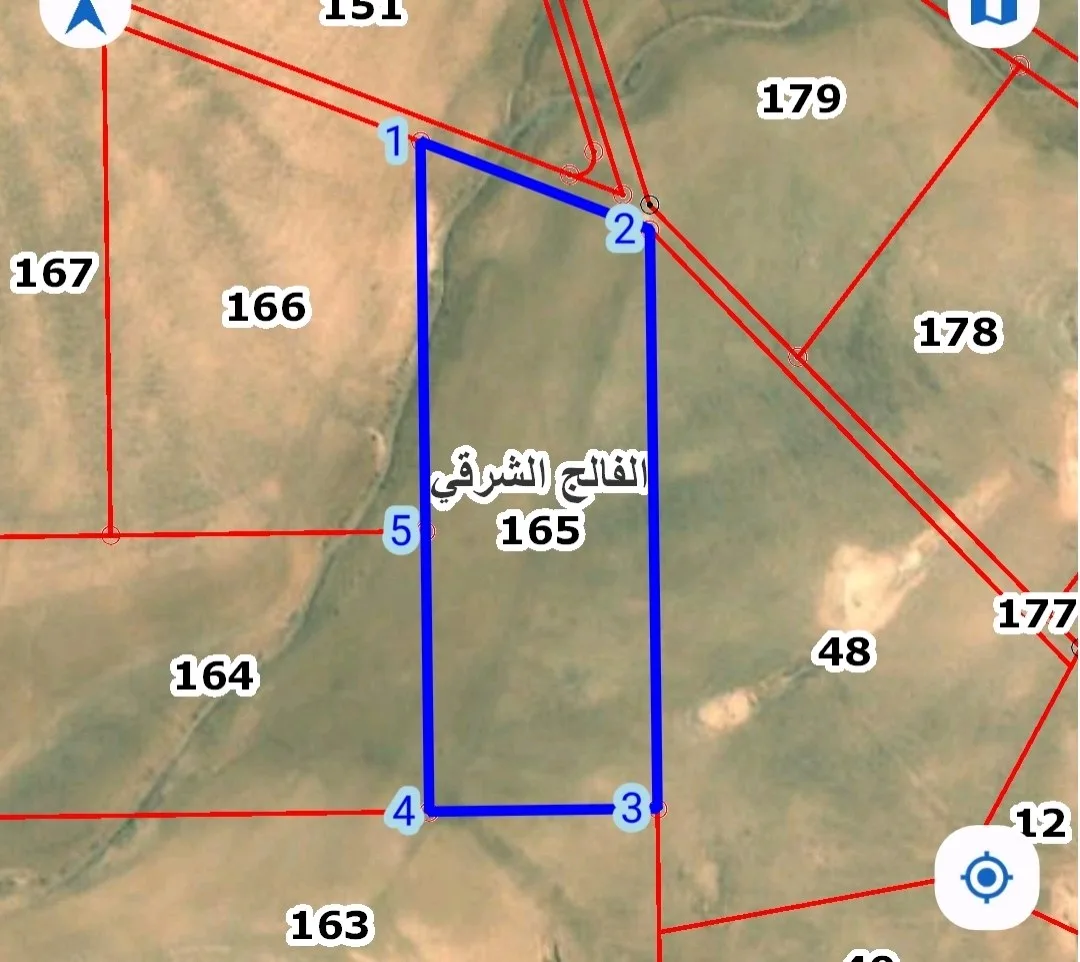 قطعتين ارض مساحة كل قطعة 10 دونمات