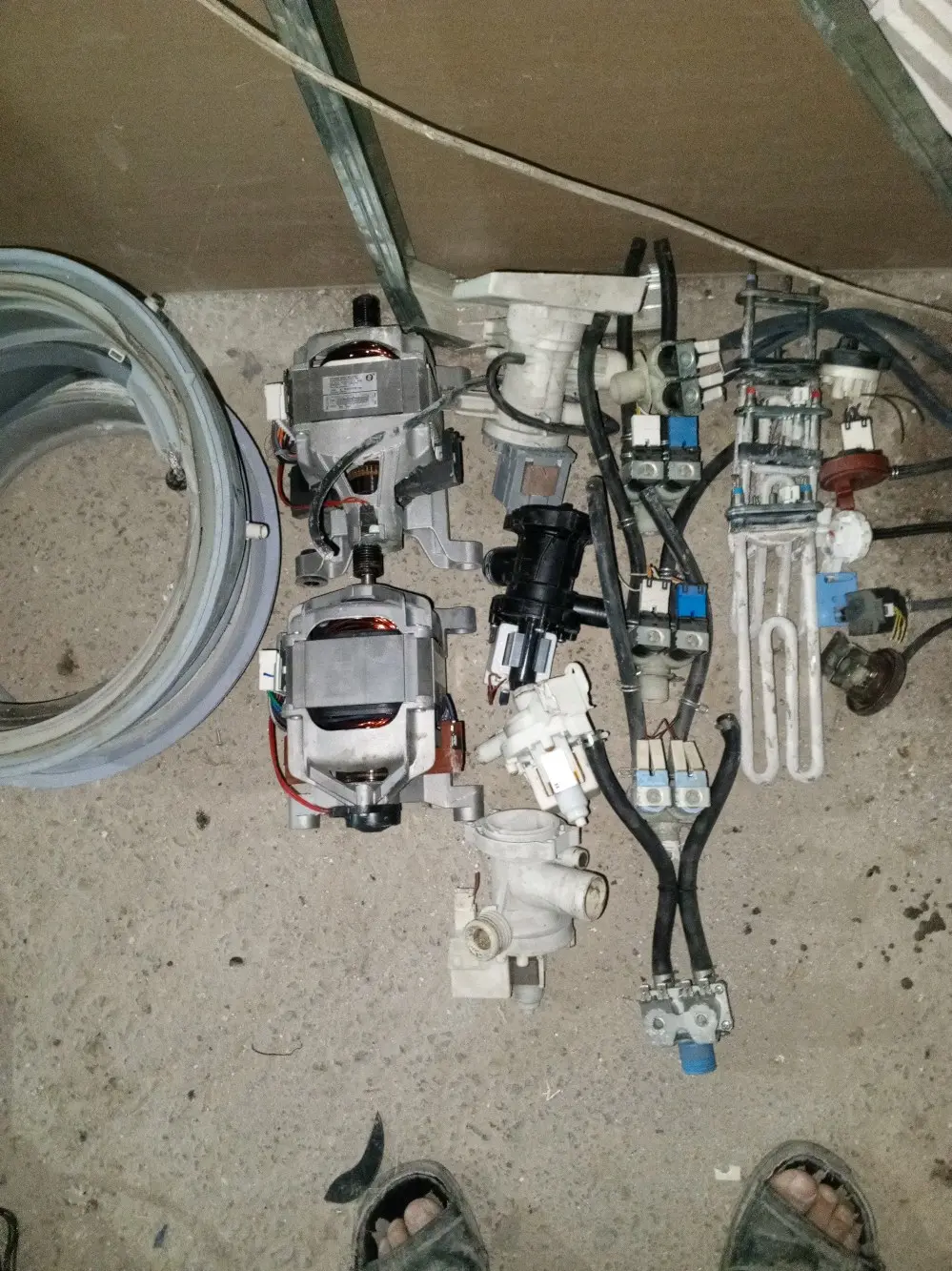 صيانه غسالات فل اتومتيك وغسالات حوضين 0786235960