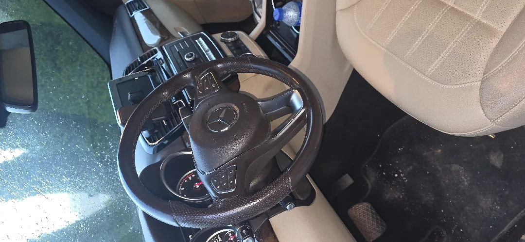 مرسيدس GLE400   اللون اسود