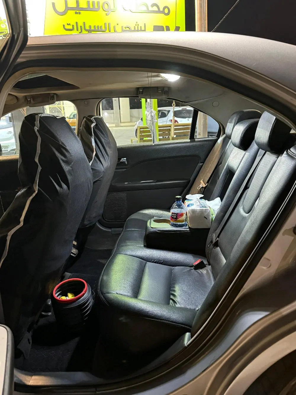 Ford Fusion Hybrid 2010