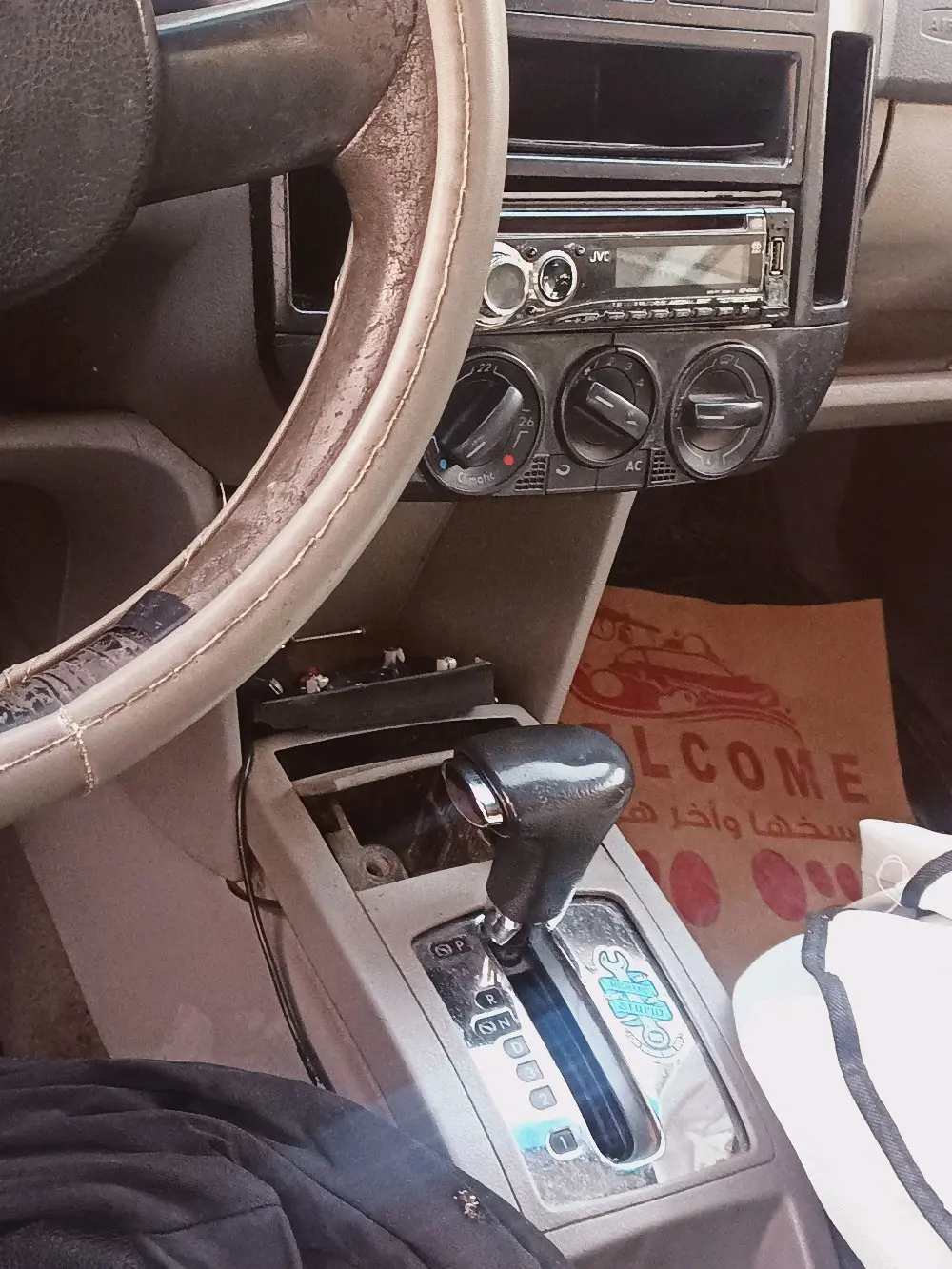 جولف بولو موديل 2003