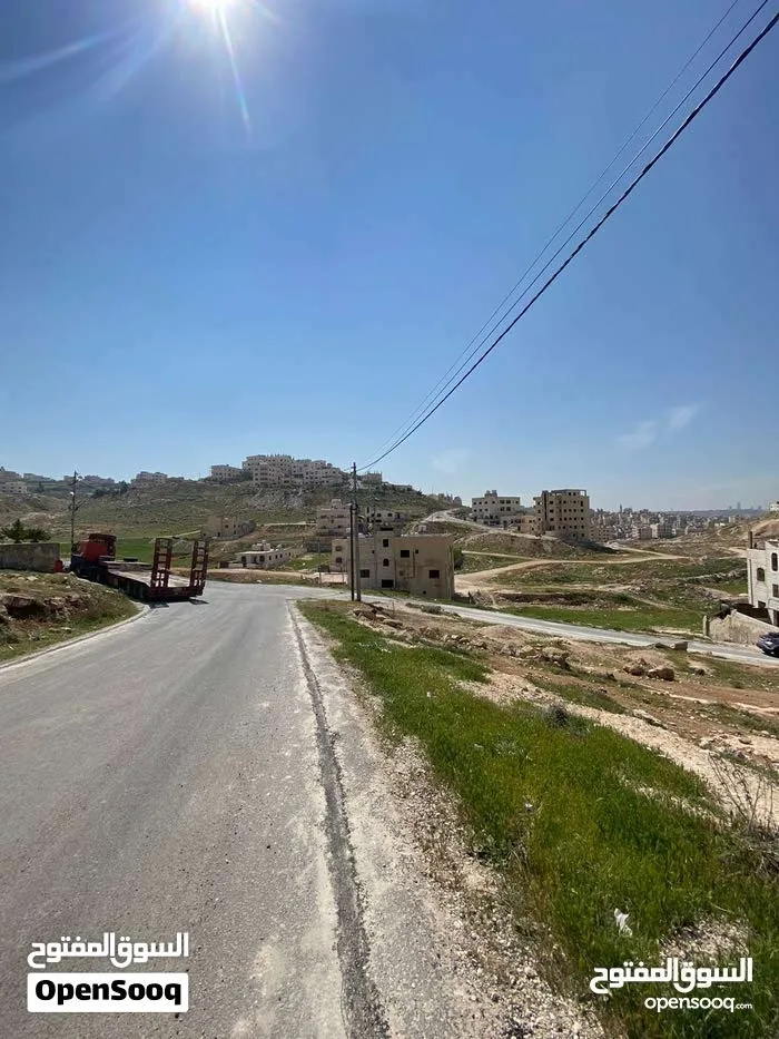قطعة أرض نص دونم (500 متر) للبيع في منطقة راقية وهادية جداً بأبو علندا