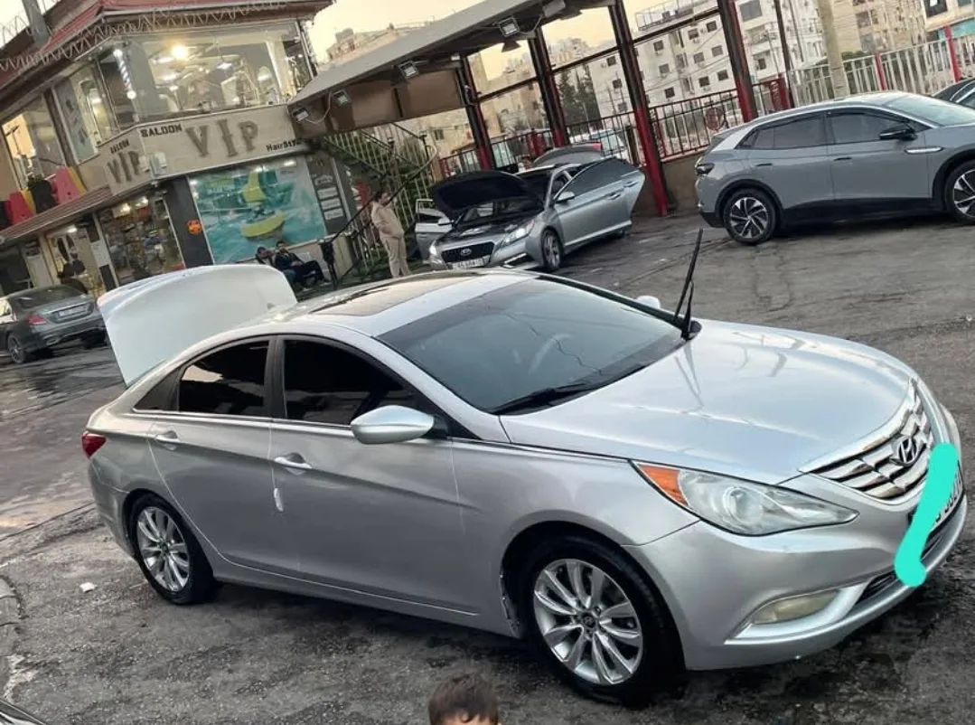 Hyundai sonata 2012