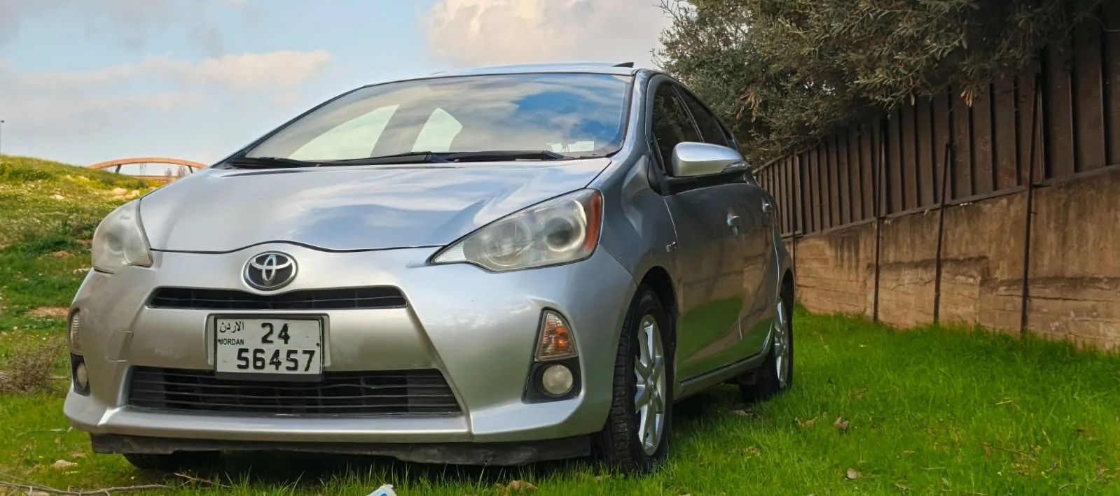 تويوتا بريوس C فل كامل اعلى صنف