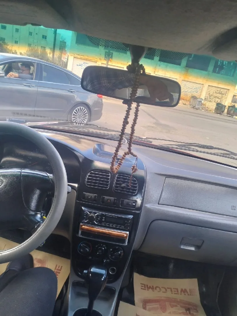 سياره كيا ريو 2002خالي قص قلبان قير اوتوماتيك منتهي ترخيصها الها 6شهورسعر البيع