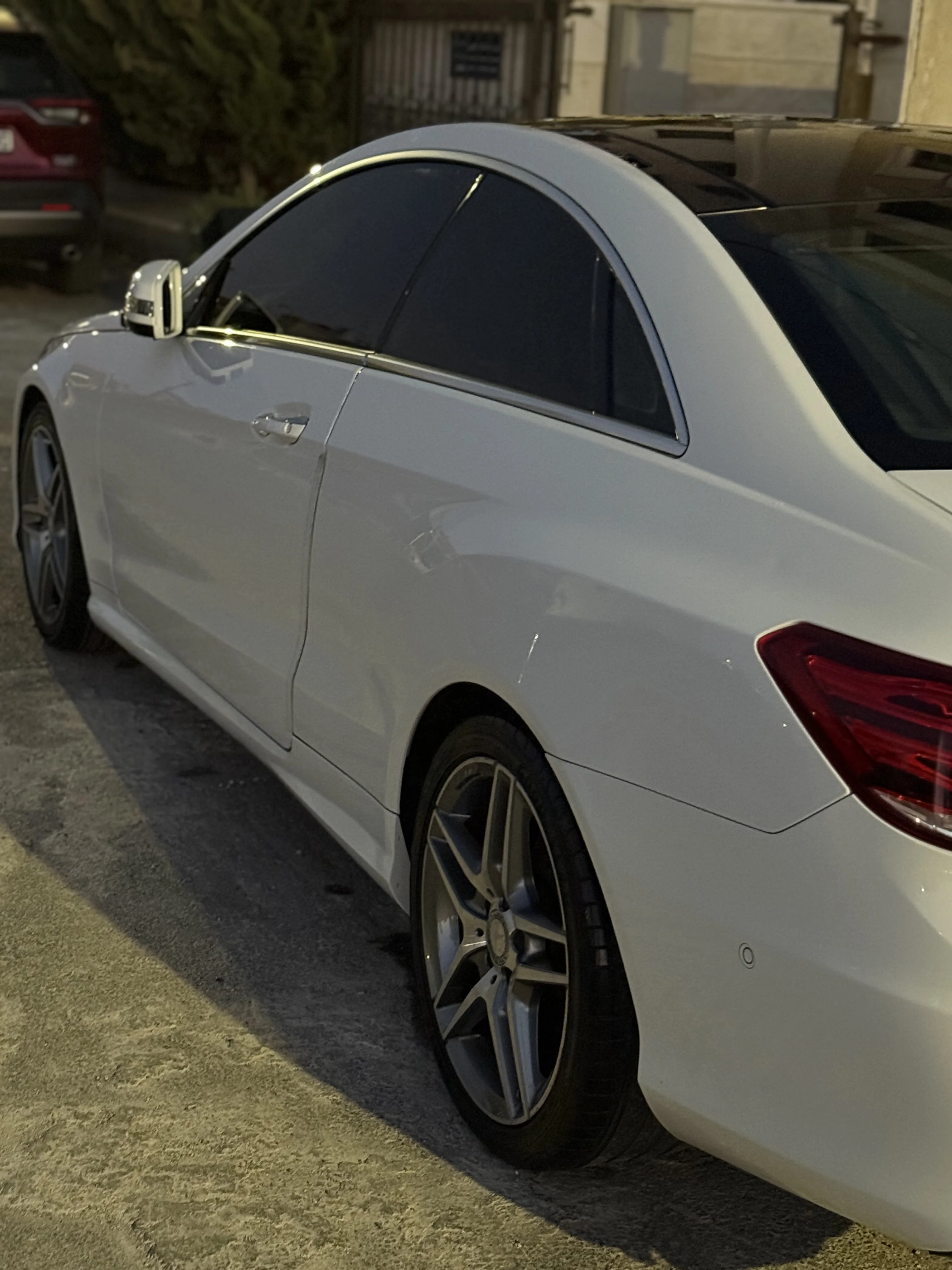 مرسيديس e250 فحص كامل اعلى مواصفات اوتو بارك للبيع المستعجل او البدل