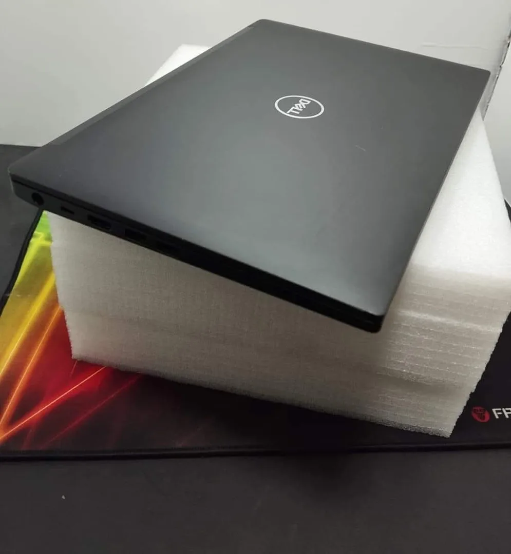لابتوب  DELL i7 امريكي بحالة الوكاله