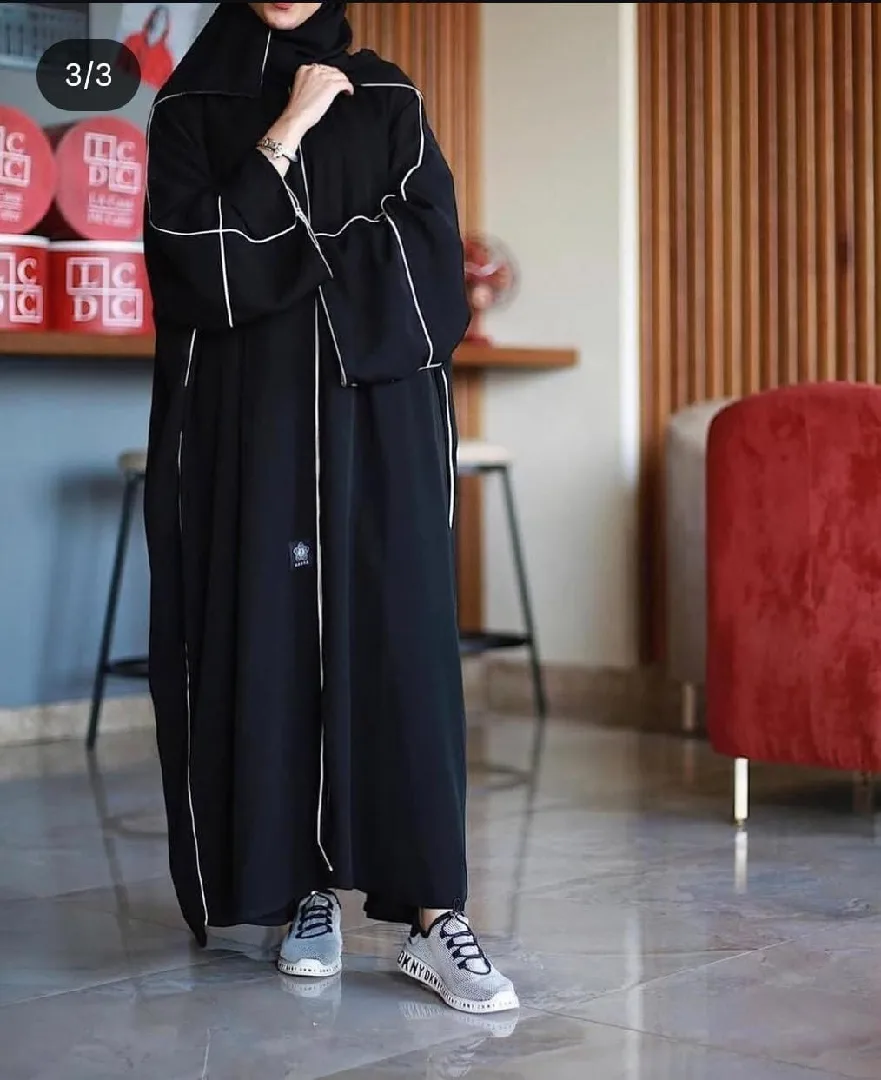 اي عباية داخل البوست 15 دينار شامل التوصيل