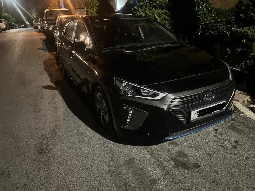 هيونداي ايونك ٢٠١٧هايبرد   بدون فتحه فحص نظيقه مالك اول من الحره