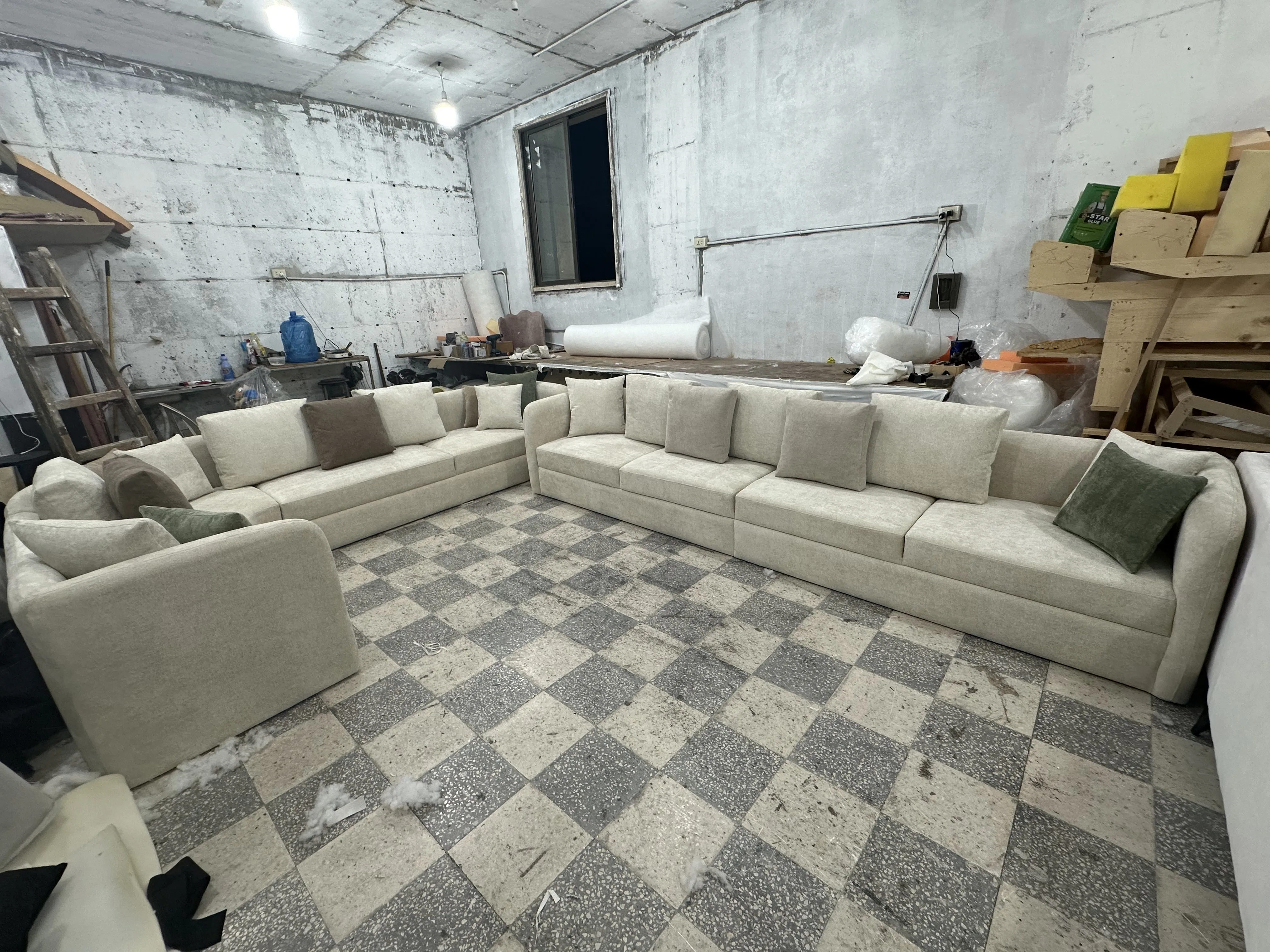 تنجيد و تفصيل اطقم كنب بأفضل الاسعار و اعلى جودة