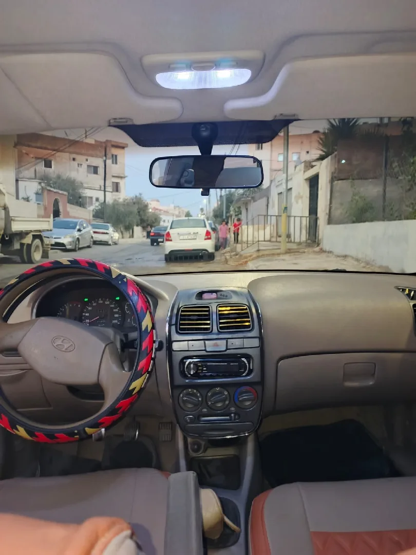 سيارة فيرنا للبيع موديل 99