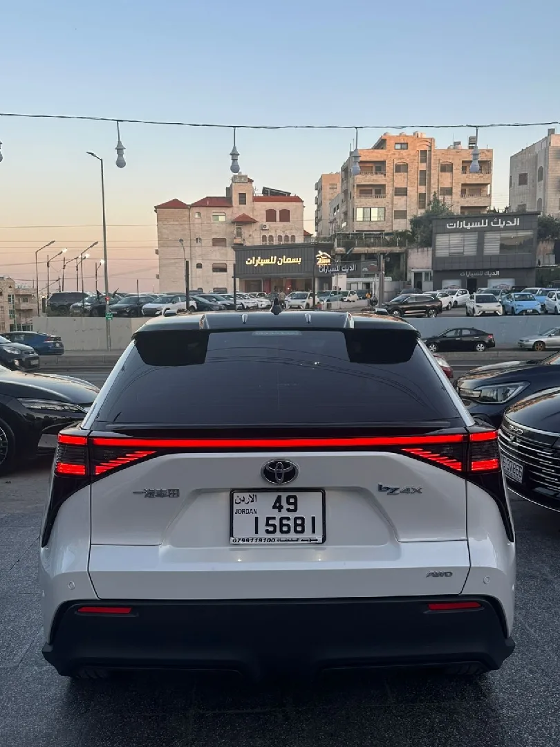 تويوتا bz4