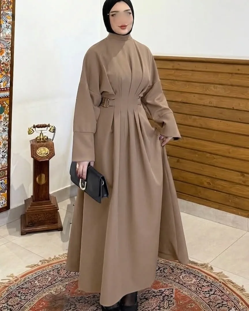 فستان باربي السعر 17دينار سايزات 38ل44  من وزن 50ل90كغTE ع ١ /ق ر ش ك توصيل ٣ ال