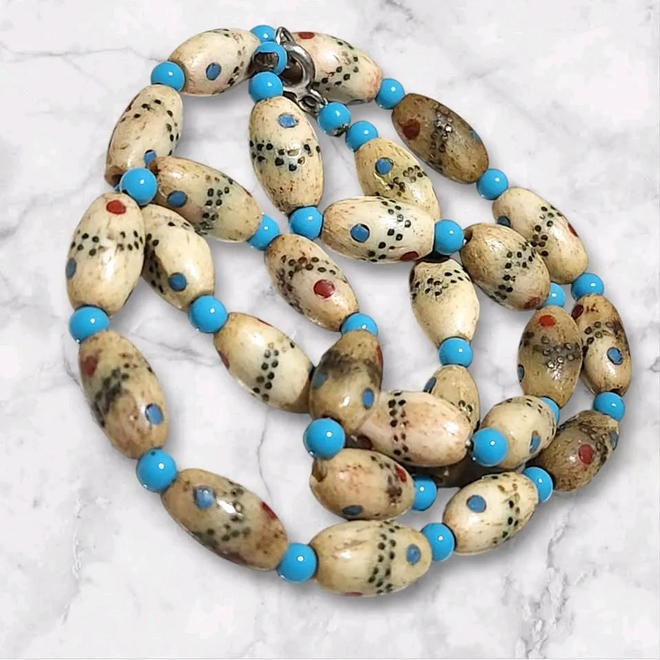 قلادة قديمه