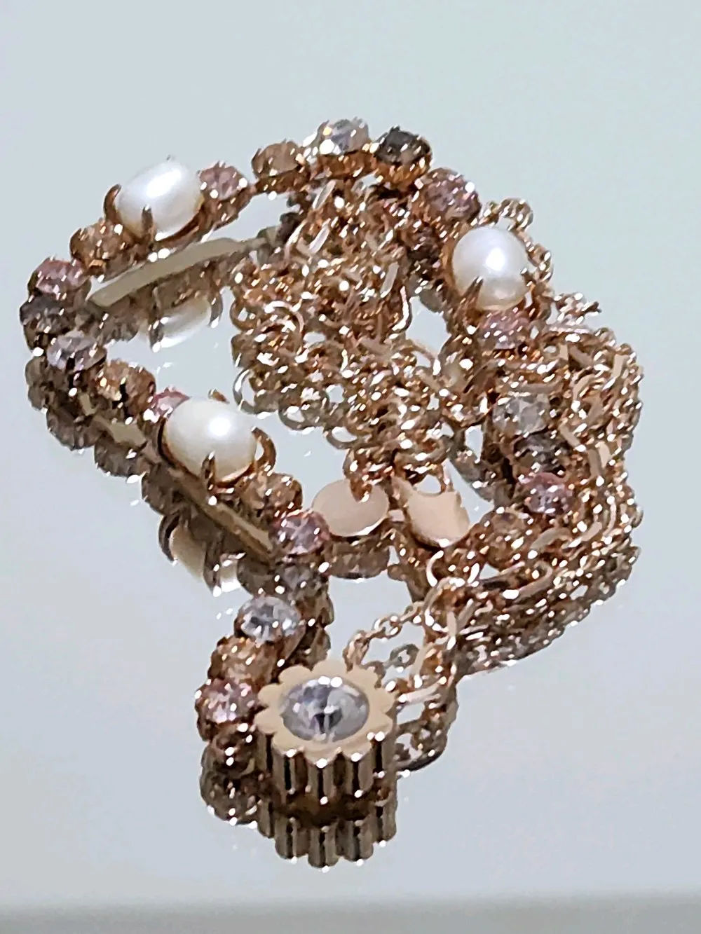 قلادة Mimco الوردية المطلية بالذهب الوردي