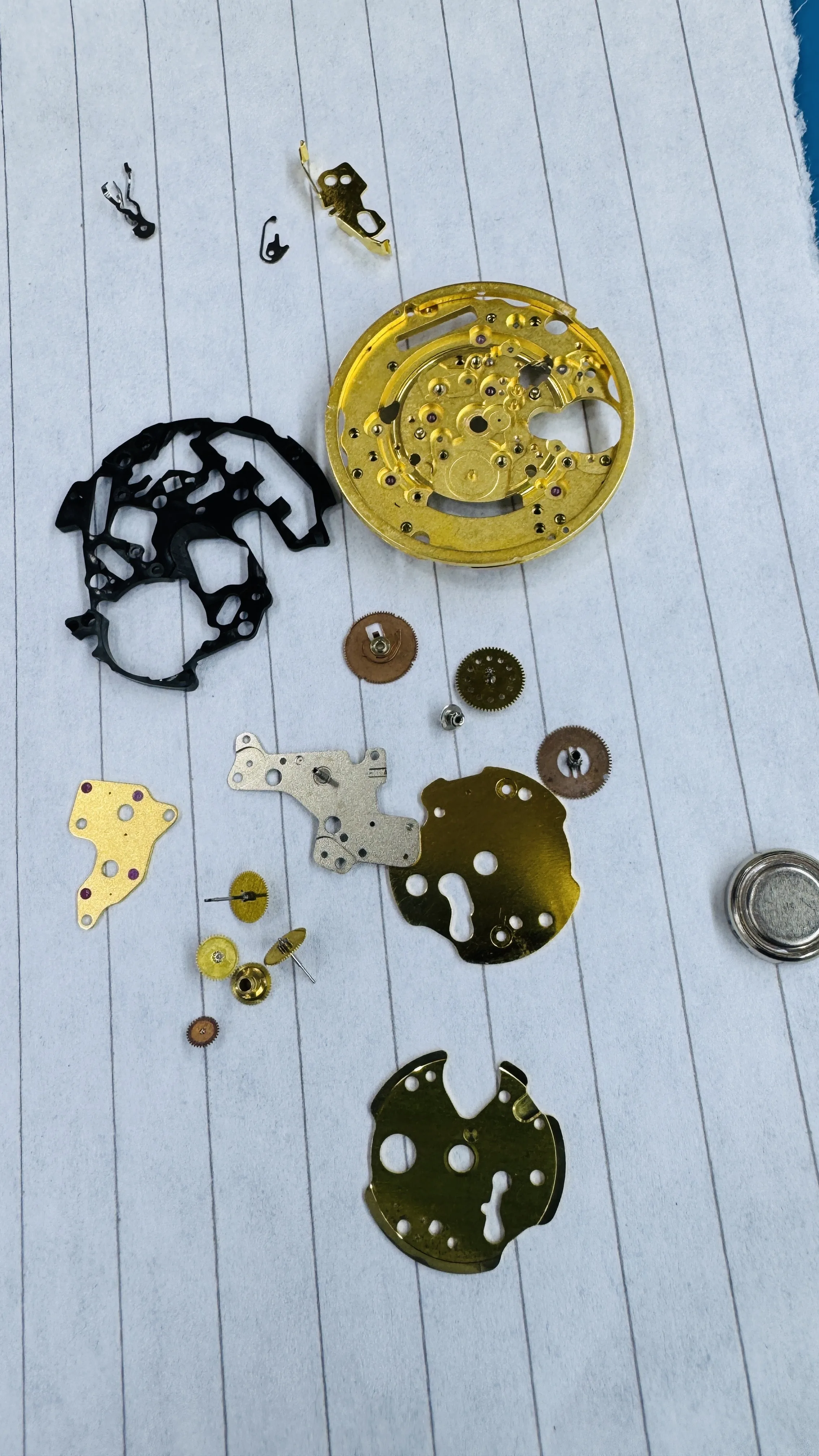 خبراء صيانة جميع انواع الساعات بكفالة