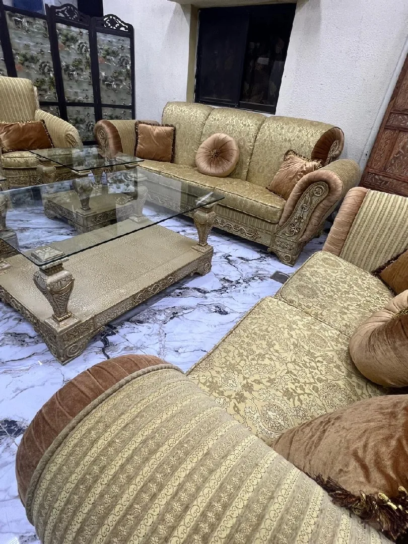 طقم كنب للبيع