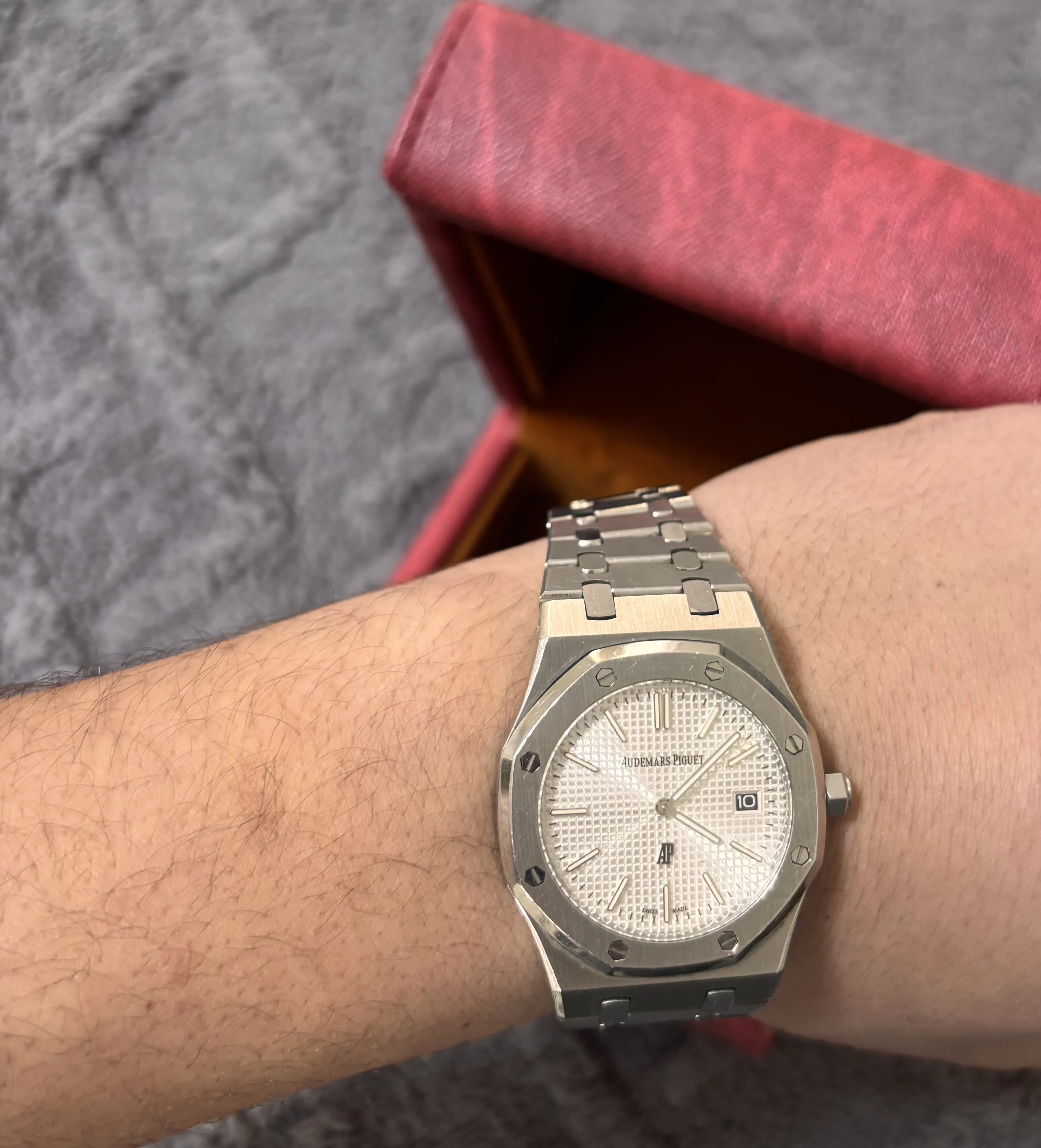 AUDEMARS PIGUET ( ROYAL OAK) Watch used like new in very good condition