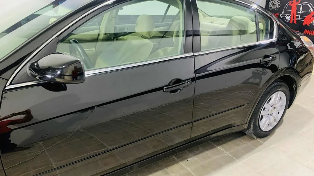 نيسان التيما ٢٠١١ بنزين