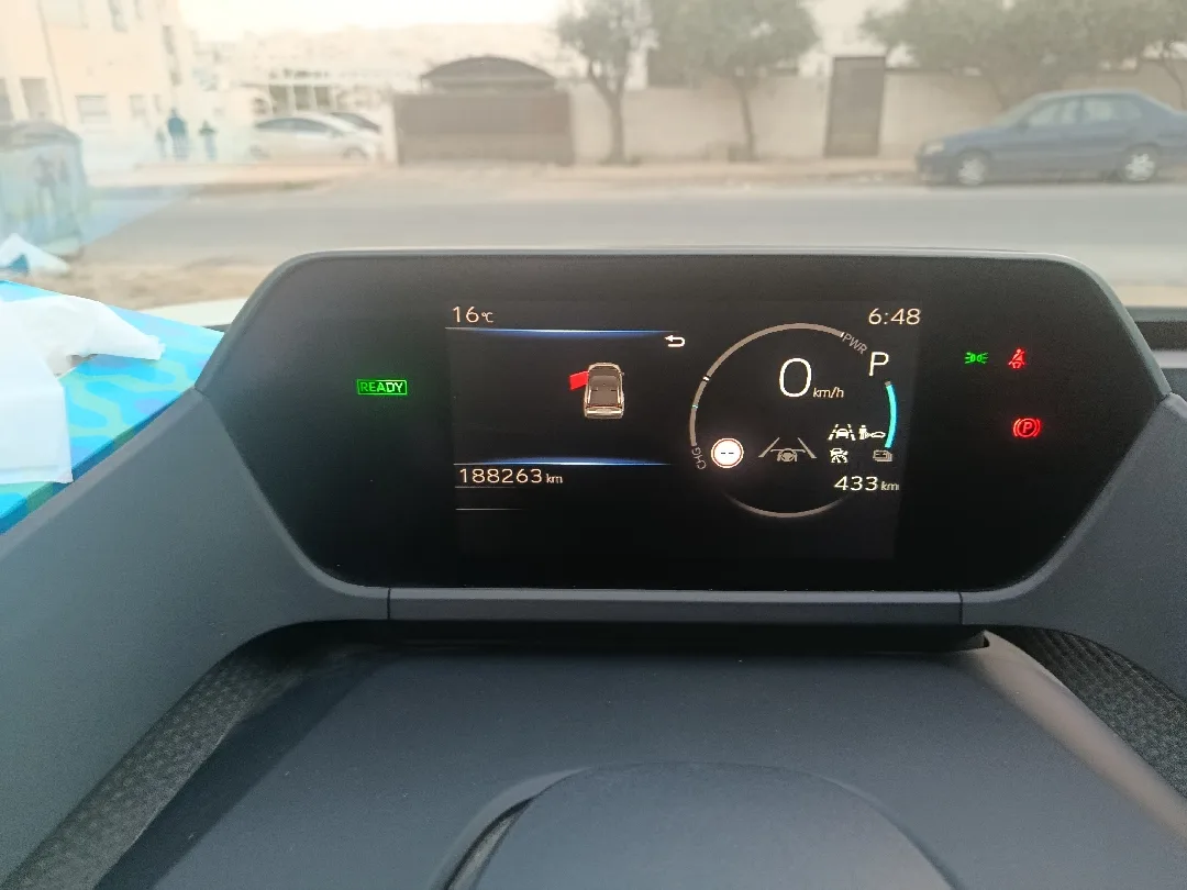 تويوتا BZ4X 2023