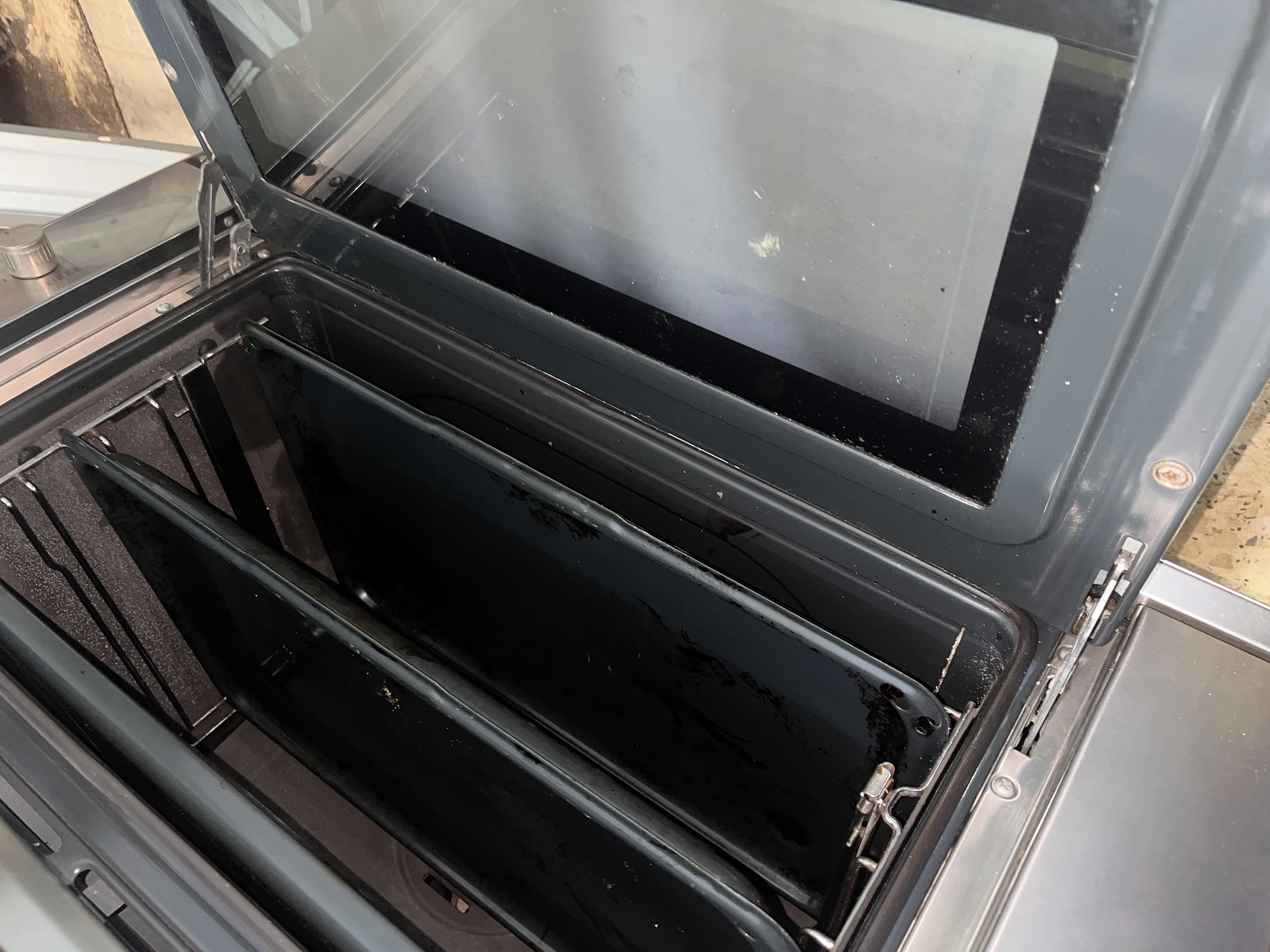 طقم غاز بات ان مستعمل بحاجة صيانه