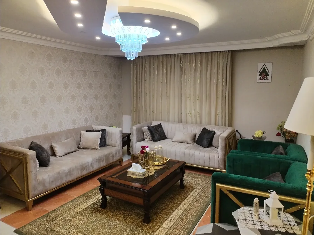 شقة للبيع مدخل مستقل في اربد جنوب المستشفى التخصصي