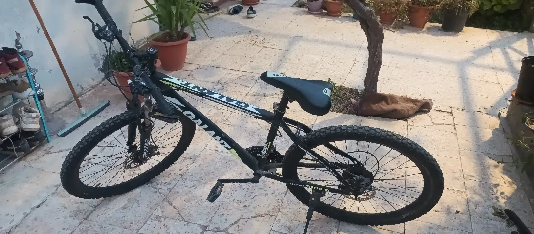 للبيع او بدل بحجم اكبر