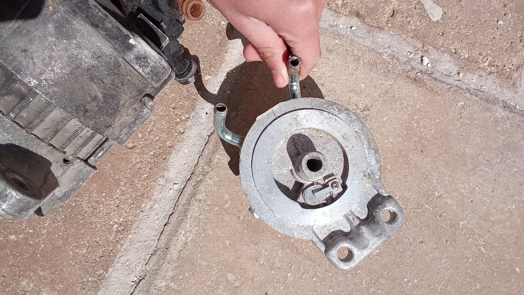 🚗 قطع بكب كيا ديزل للبيع 🔧متوفر للبيع قطع أصلية مستعملة بحالة جيدة:طرمبة ديزل (ت