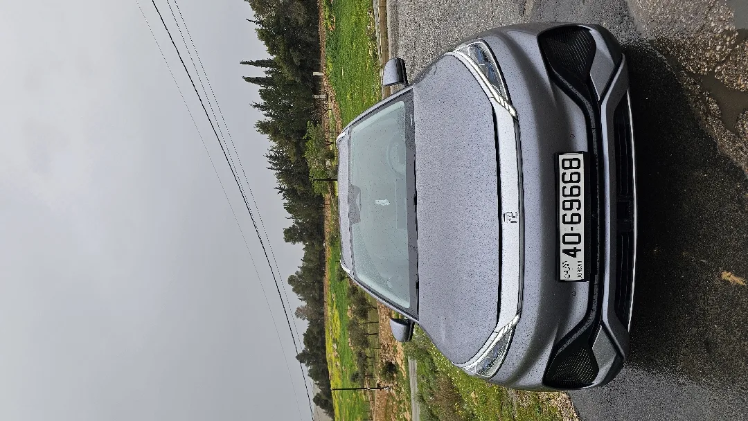 BYD Yuan 2023 auto park