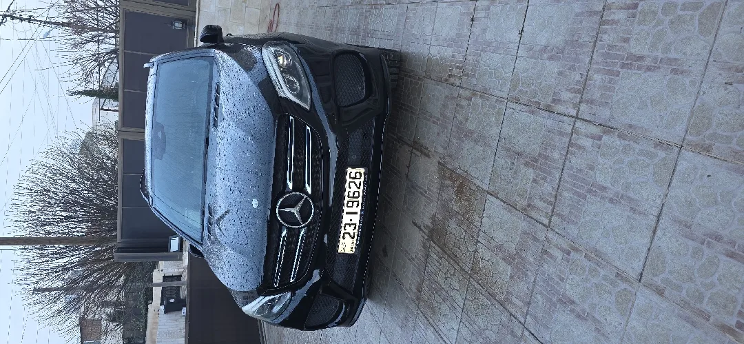 مرسيدس GLE400   اللون اسود