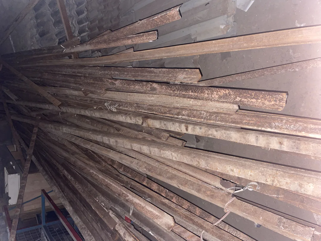 الواح زينكو و زوايا وجسور حديد ثقيل